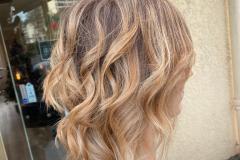 wavy hair