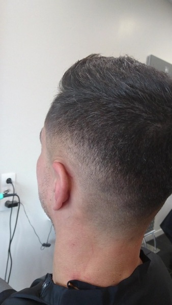 coiffeur homme dégradé pringy