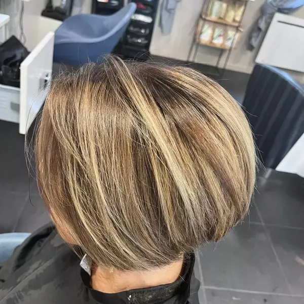 coupe femme courte